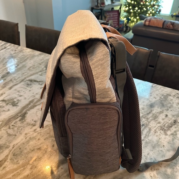 Diaper Backpack - Picture 5 of 13